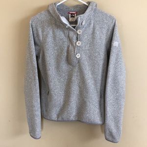Women’s North Face Hoodie